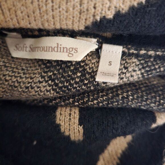 Soft Surroundings Black and Tan Zebra Stripesl Sweater Cowl Neck Size Small - Picture 3 of 9